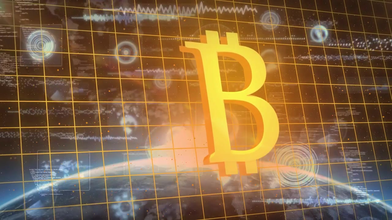 La B di Bitcoin che irradia un bagliore all'orizzonte, facendo illuminare gli anelli dell'HUD con dati che scorrono mostrando la blockchain.