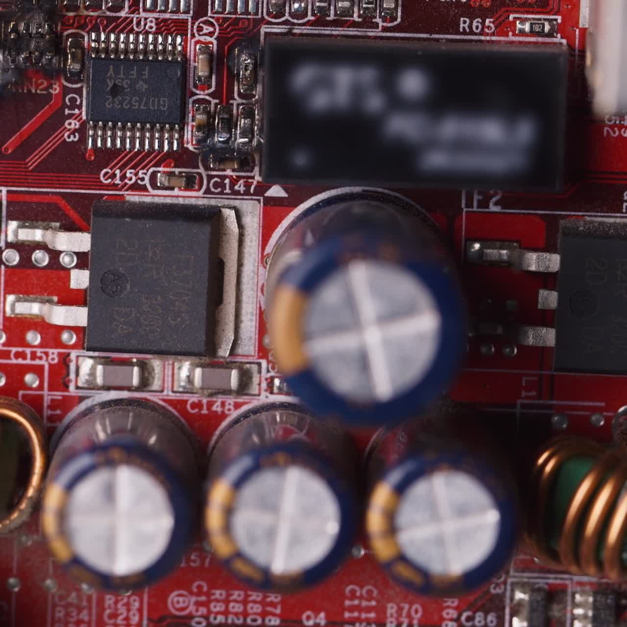 cortocircuito en el chip de computadora 4