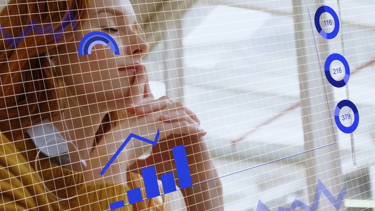 Donna che appoggia il mento sulle mani vicino alla finestra, monitorando sovrapposizioni di analisi sul viso, con grafici che si aggiornano