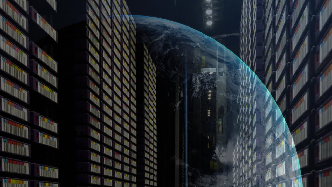 animación de un globo contra la sala del servidor de la computadora