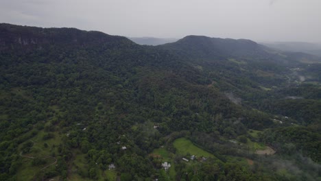 Currumbin-Valley---Stunning-Natural-Scenery-With-Lush-Rainforest-In-Australia's-Gold-Coast-Region