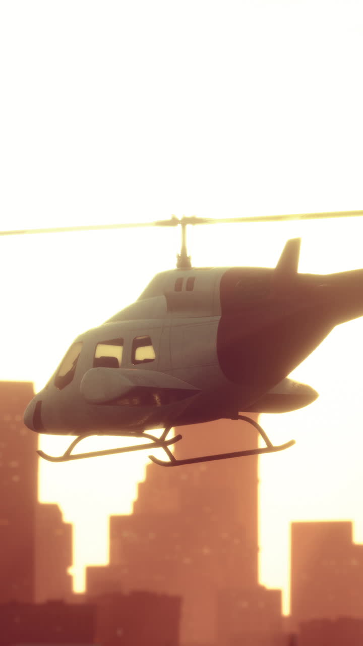 helicóptero volando sobre la ciudad al atardecer