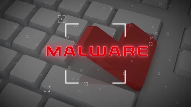 Animation af malware-tekst over et tastatur