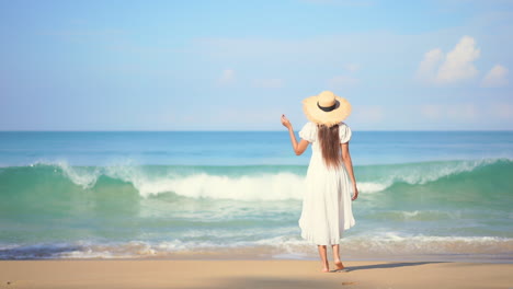 lonely woman by the sea