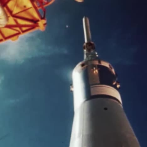 Zeitlupenaufnahmen-Der-Apollo-7-Rakete-Beim-Start-Von-Ihrer-Startrampe-1968