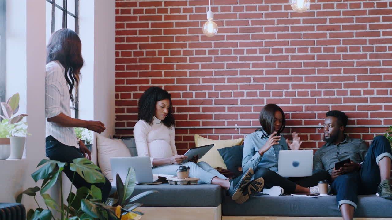 Tablet, pregnant woman or manager helping