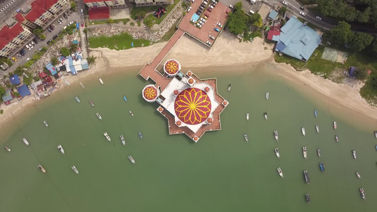 воздушный вид плавучей мечети