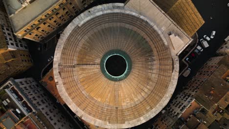 Aerial-Boom-Shot-Reveals-Pantheon-Oculus-in-Rome,-Italy