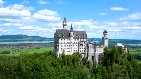 neuschwanstein castle bavarian alps germany