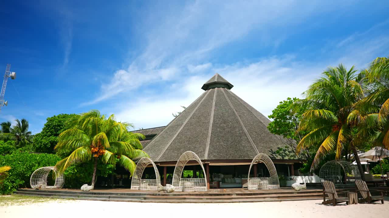 바가에 있는 열대 럭셔리 해변 리조트의 넓은