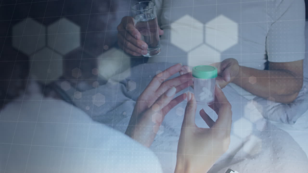 animación de formas sobre diversos médicos y pacientes que dan medicamentos.