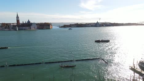 Aeria-view-of-the-Grand-Canal-of-Venice,-Italy