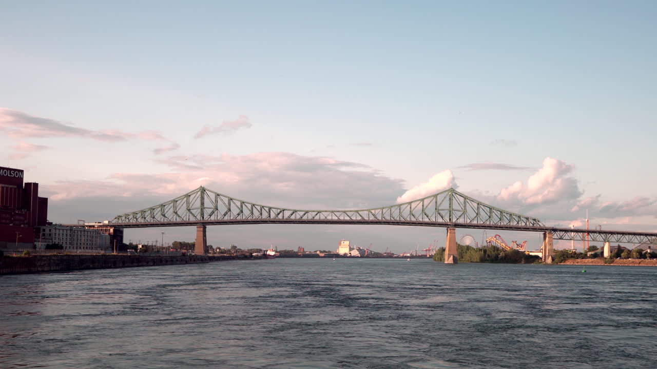 Pont Jacques Cartier on San Lorenzo River Montreal Canada