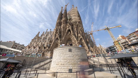 sagrada familia cathedral in barcelona