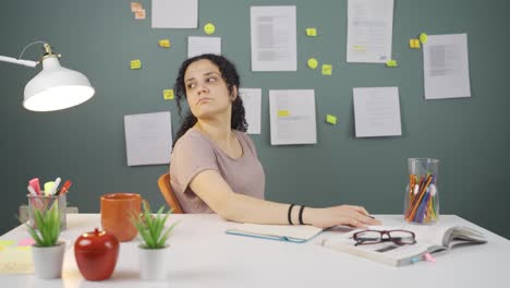 una estudiante desesperada.