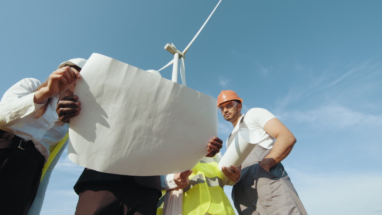 풍력 발전소 건설 현장 계획 회의