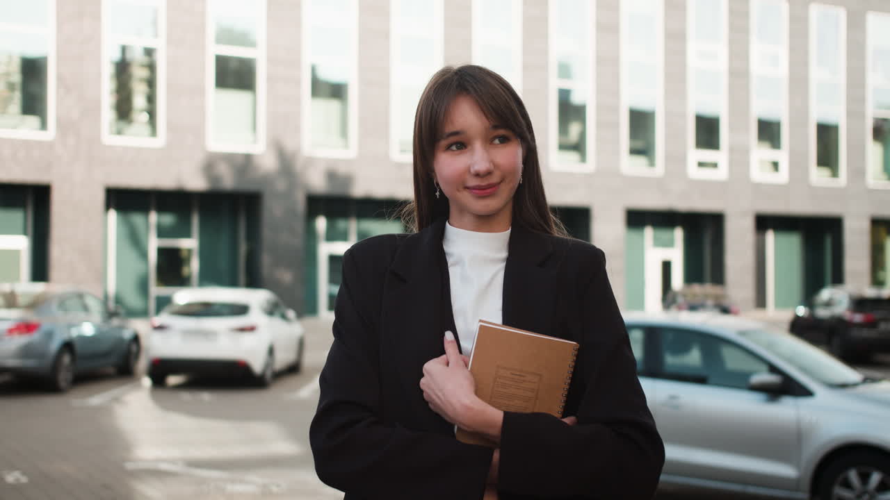 chica adolescente al aire libre
