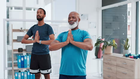 Schwarze-Menschen,-Yoga-Und-Personal-Trainer