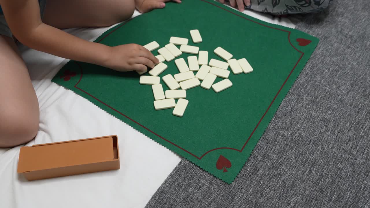 Giocare a domino