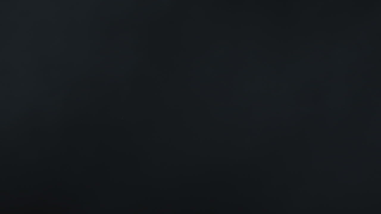 inmersivo hipnotizante espeluznante nube de humo de halloween elemento de inserción vfx en 4k cámara lenta: un cautivador, etéreo remolino, atmósfera misteriosa, niebla nublada