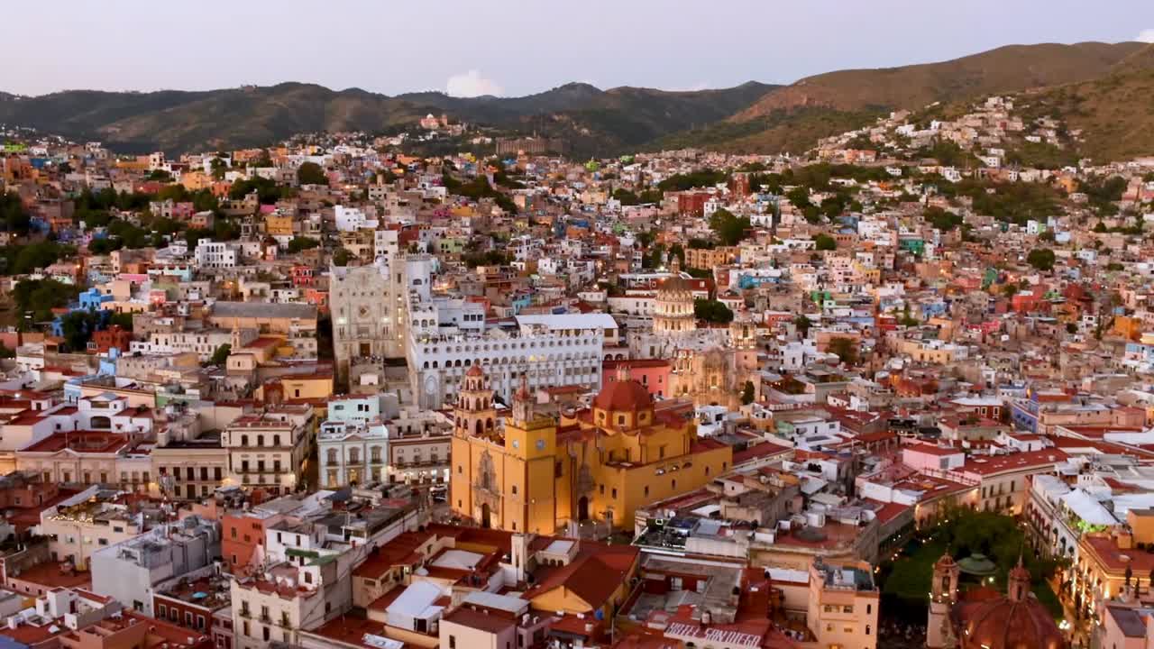 Time lapse at sunset in the city of Guanajuato México, seen from the pipila monument