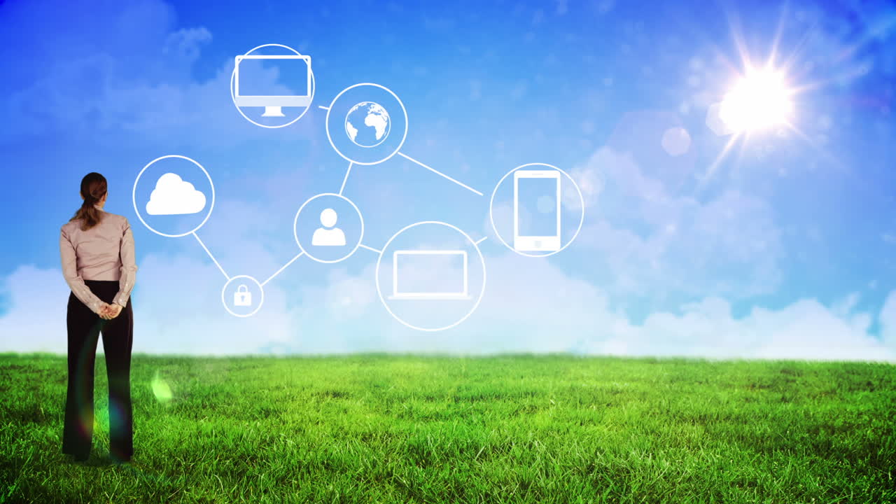 앱 인터페이스를 보는 사업가