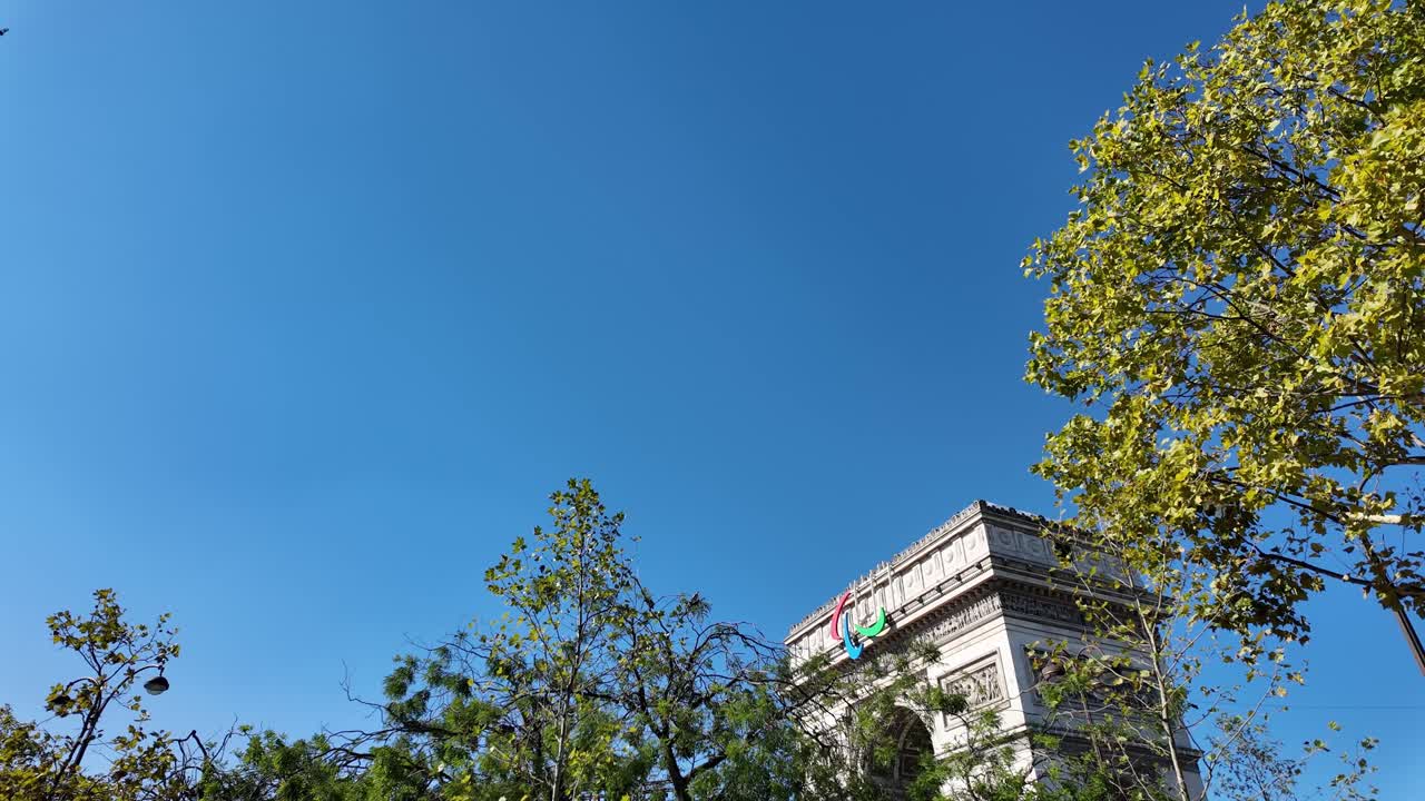 Arc de Triomphe monument Paris France landmark on Champs-Élysées avenue boulevard