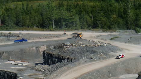 Trucks-and-equipment-being-used-at-coal-quarry