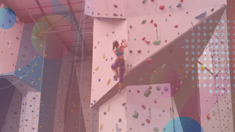 formas abstractas y coloridas contra la mujer caucásica en forma escalada en el gimnasio