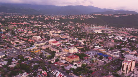 Una-Vista-Aérea-De-Kingston,-Jamaica