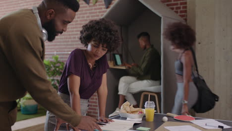 professional-black-business-people-meeting-colleagues-brainstorming-team-leader-woman-sharing-creative-ideas-enjoying-collaborating-in-modern-office-workplace