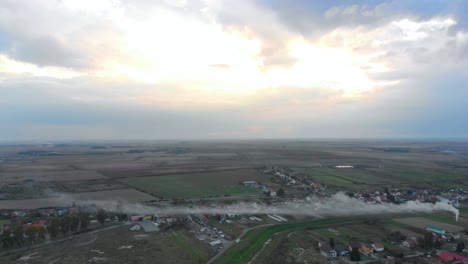 Rauchwolke-über-Landwirtschaftlichen-Feldern-In-Kroatien