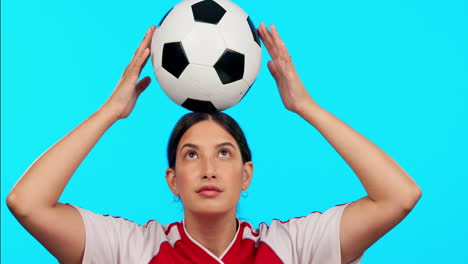 Deportes,-Atleta-Y-Una-Mujer-Con-Balón-De-Fútbol