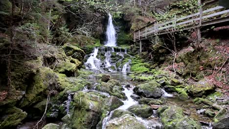 waterfall-in-canada-recorded-with-a-canon-6d