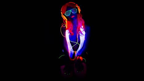 uv glowing woman 51