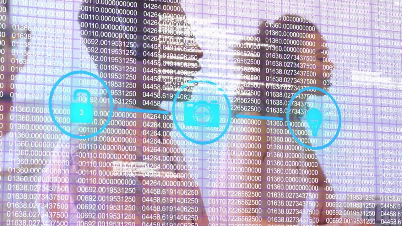 데이터 처리 및 비즈니스 사람들 위에 세 개의 디지털 아이콘의 세트의 애니메이션