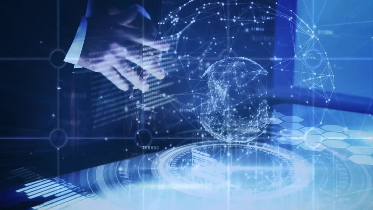 未来的なスクリーンに触れるビジネスマンの半身の上に、地球儀とデータ処理が重ねて表示されるアニメーション
