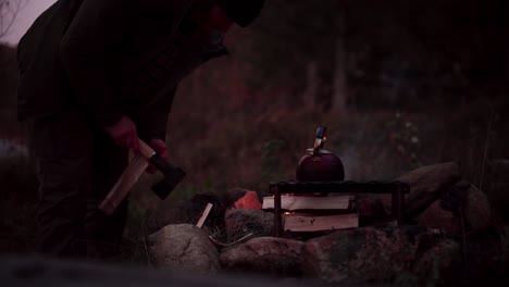 Waldcamping-Bei-Sonnenuntergang