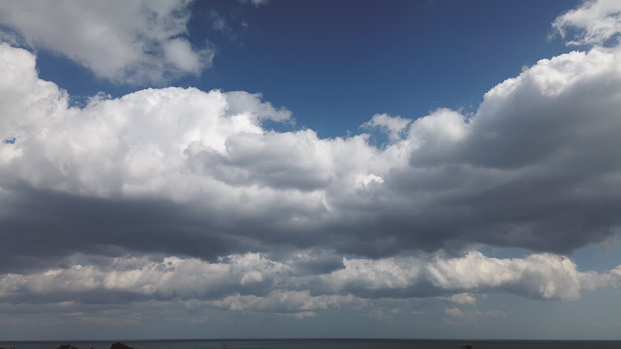 nubes en el cielo lapso de tiempo