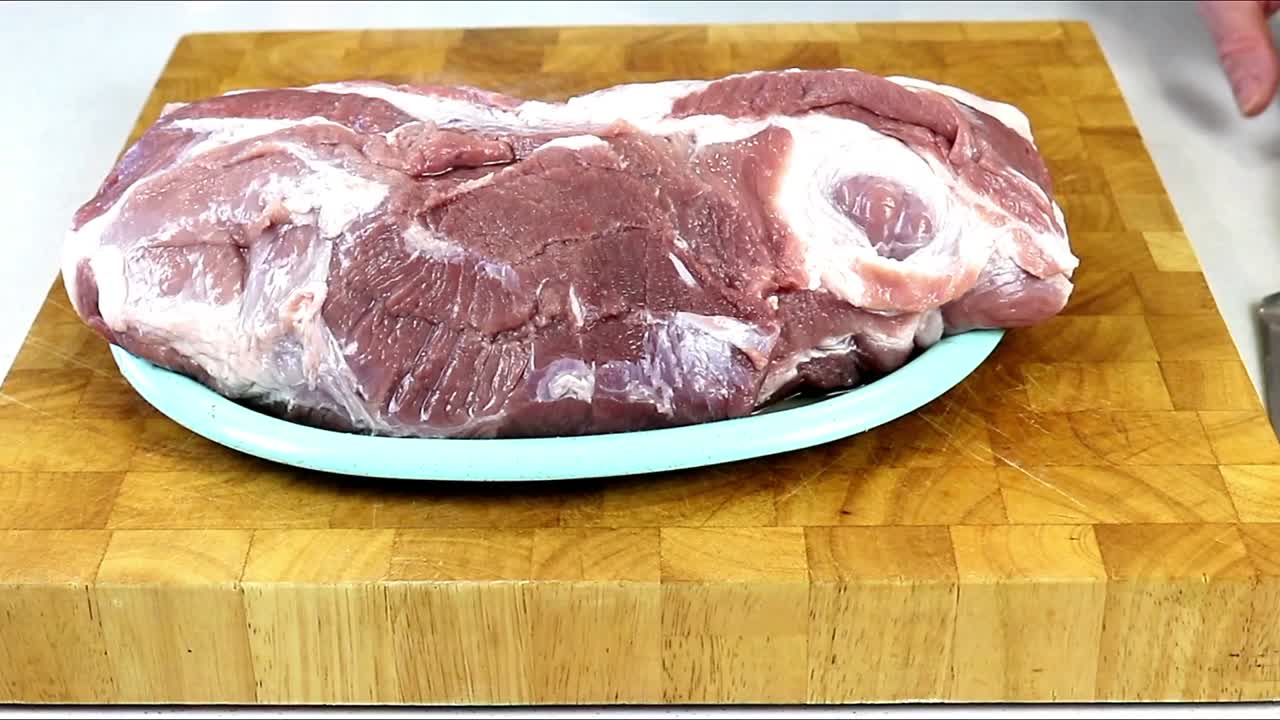 preparar carne de cerdo para ser rebanada