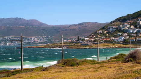 Windsurfers-enjoy-strong-windy-conditions