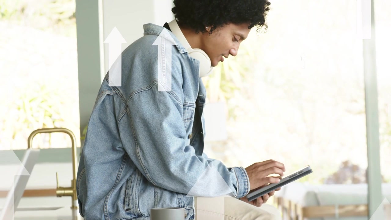 Man tapping smartphone and causing animated arrows, shifting to tablet and tracking tech metrics