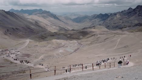 hiking the andes mountains in peru