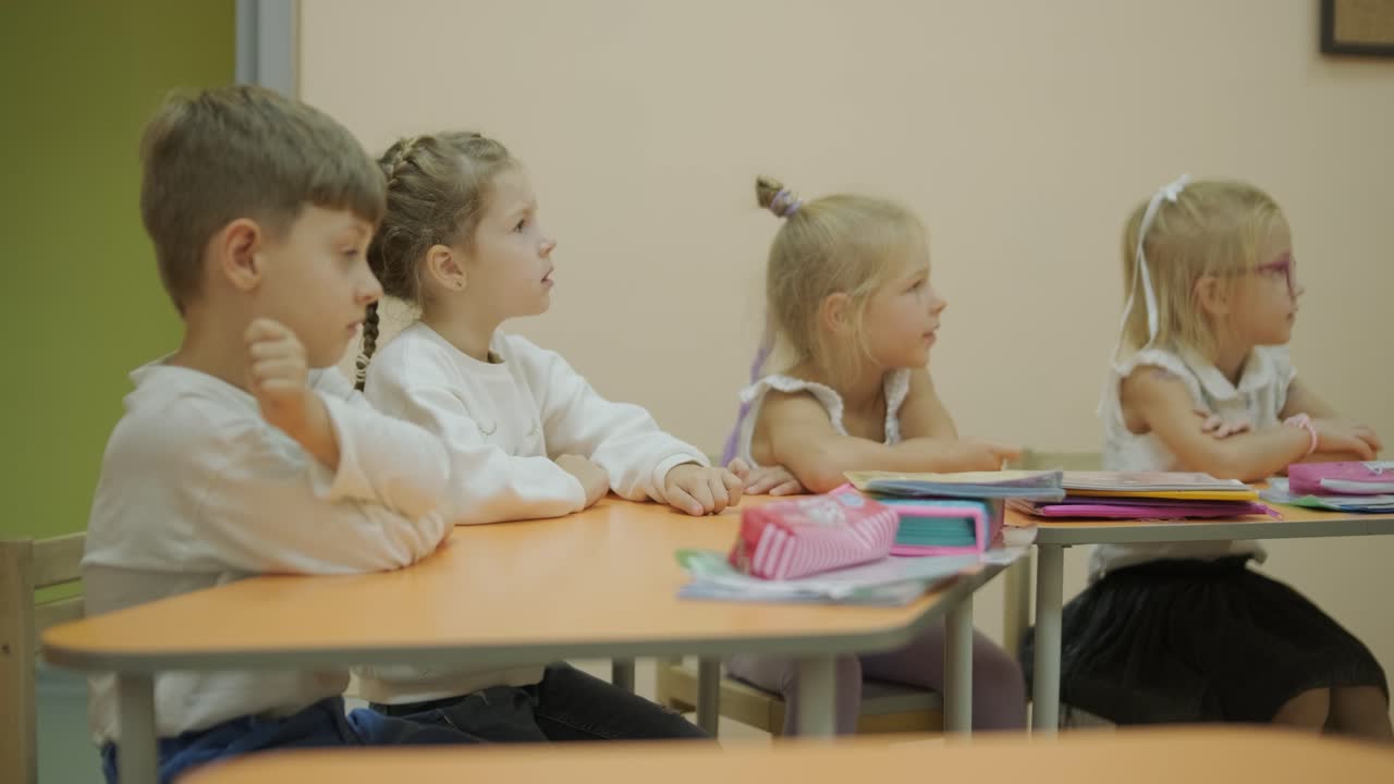 уроки подготовки к дошкольному образованию в учебном центре