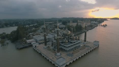 la mezquita de cristal.