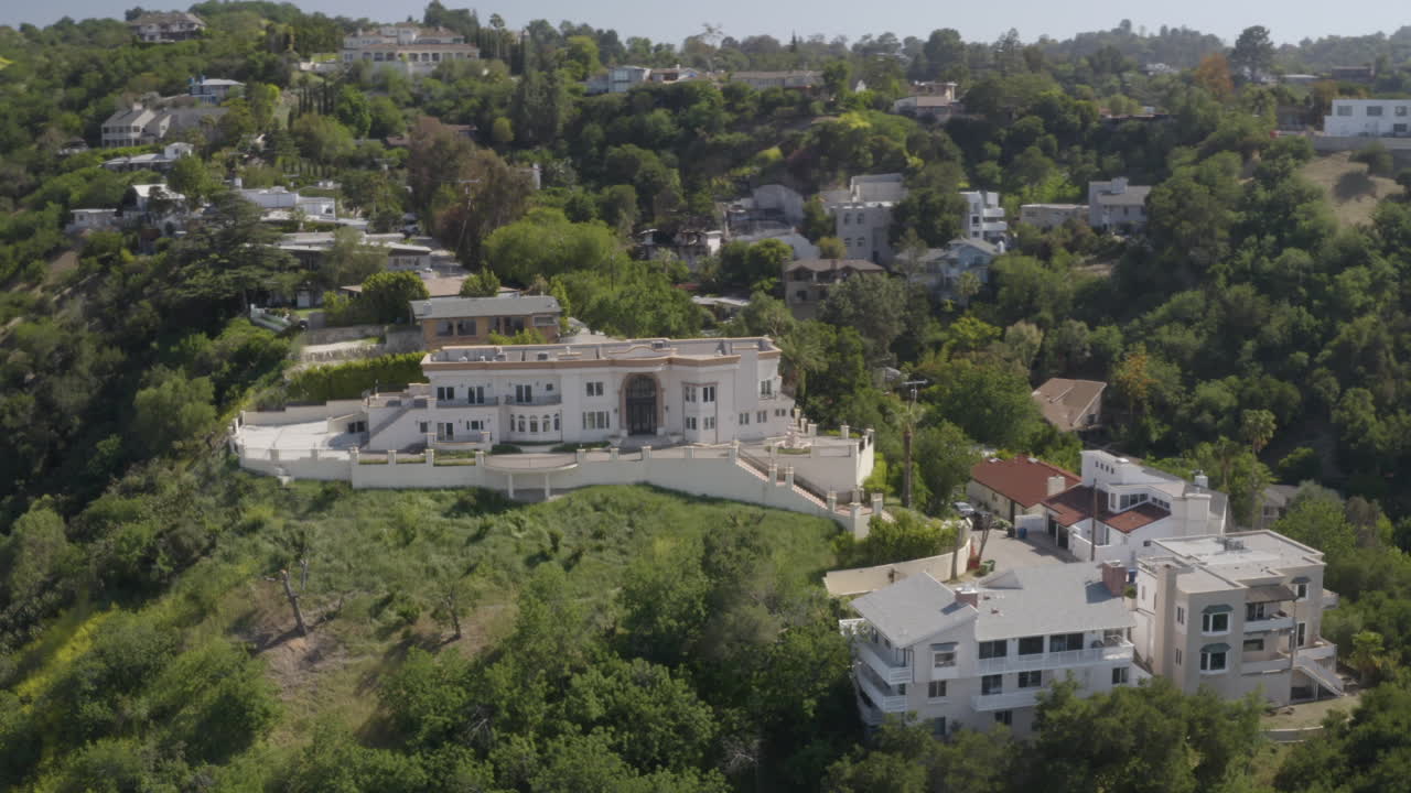 4K drone shot of mansion in the hills of Studio City California.