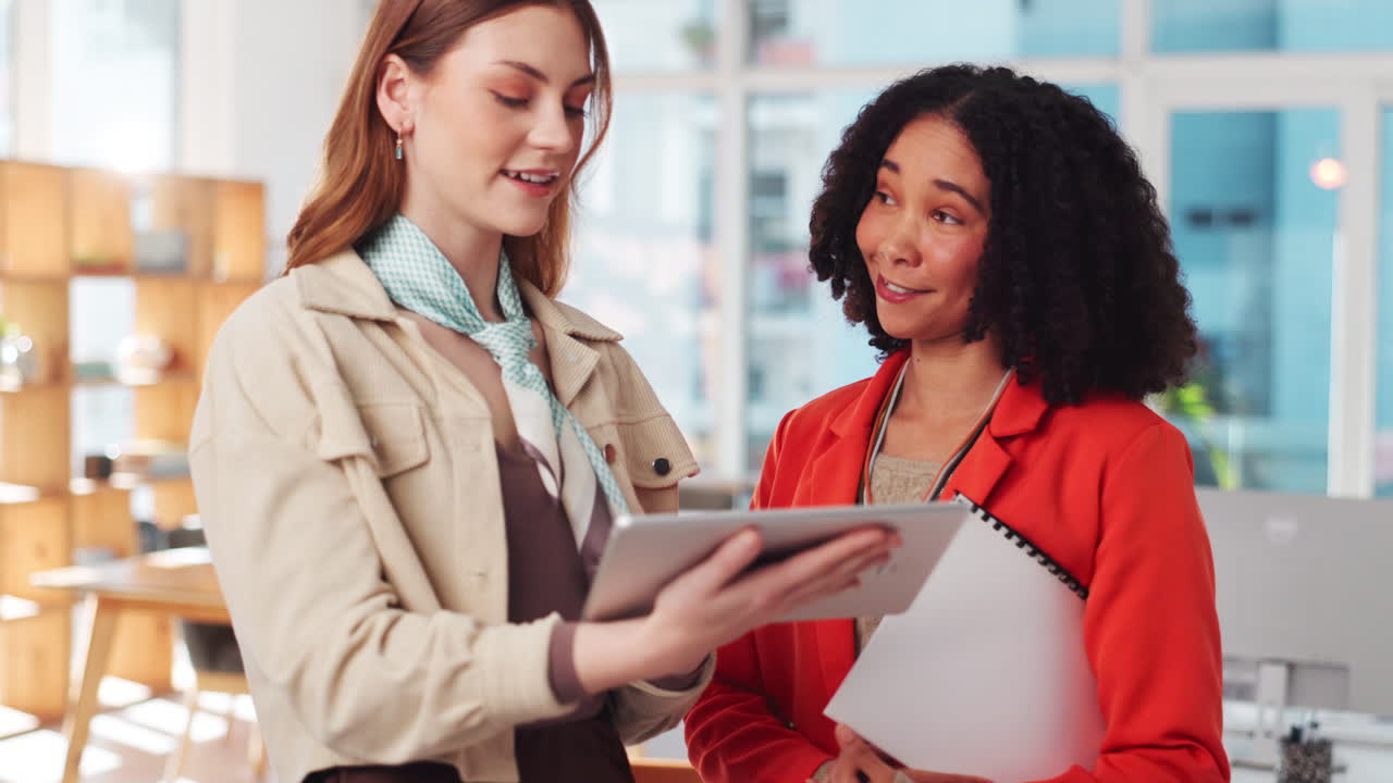 Businesswomen collaborating in a modern office