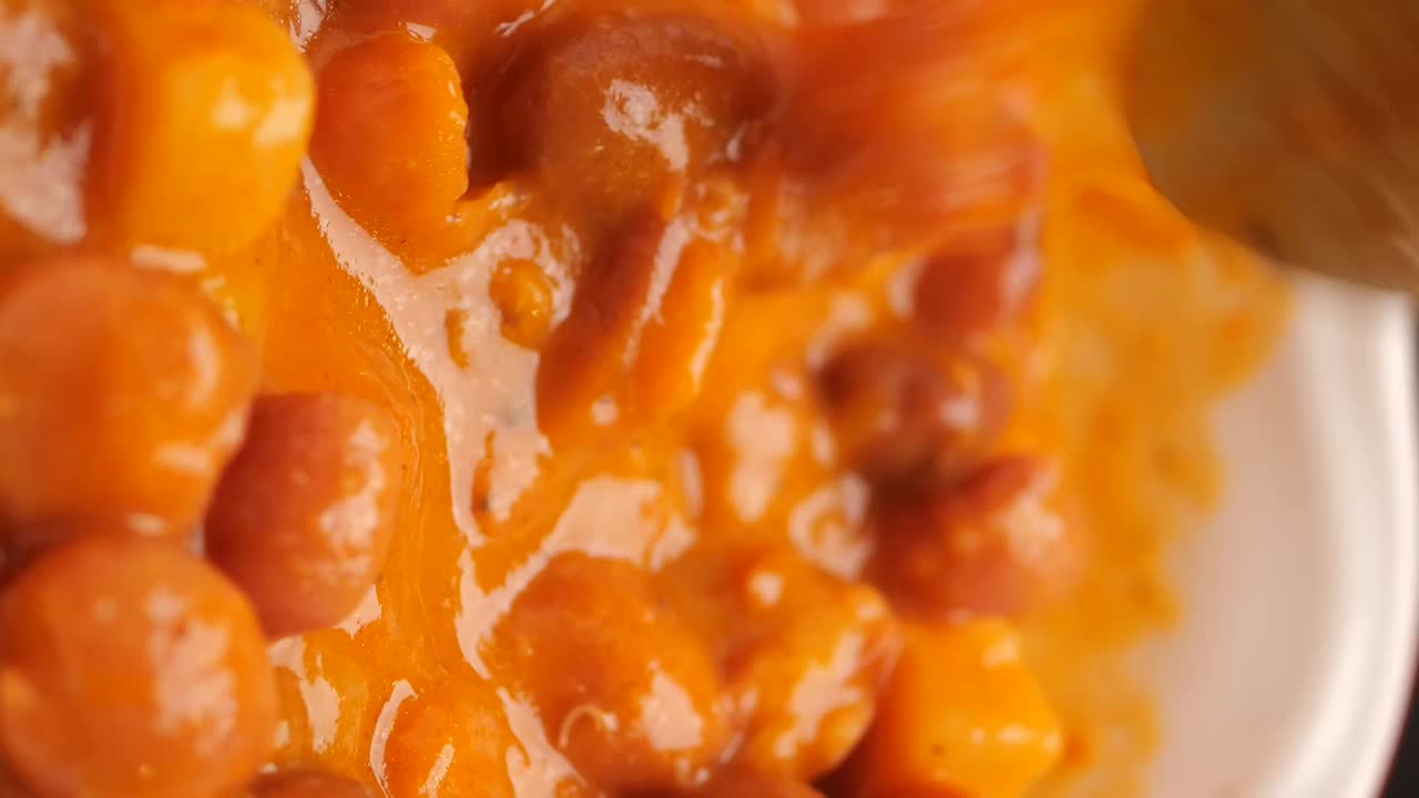 Primo piano di una ciotola di Chana Masala
