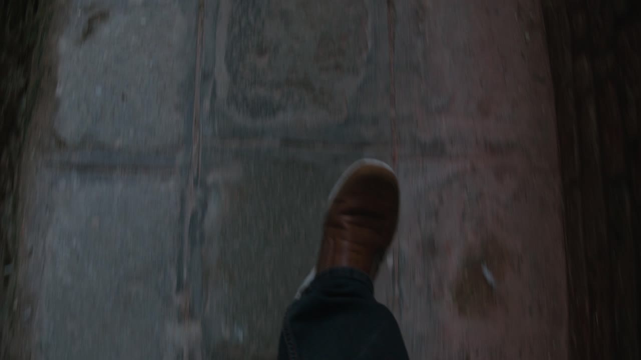 callejón veneciano paseo turístico, paseo por el piso de cerca, italia