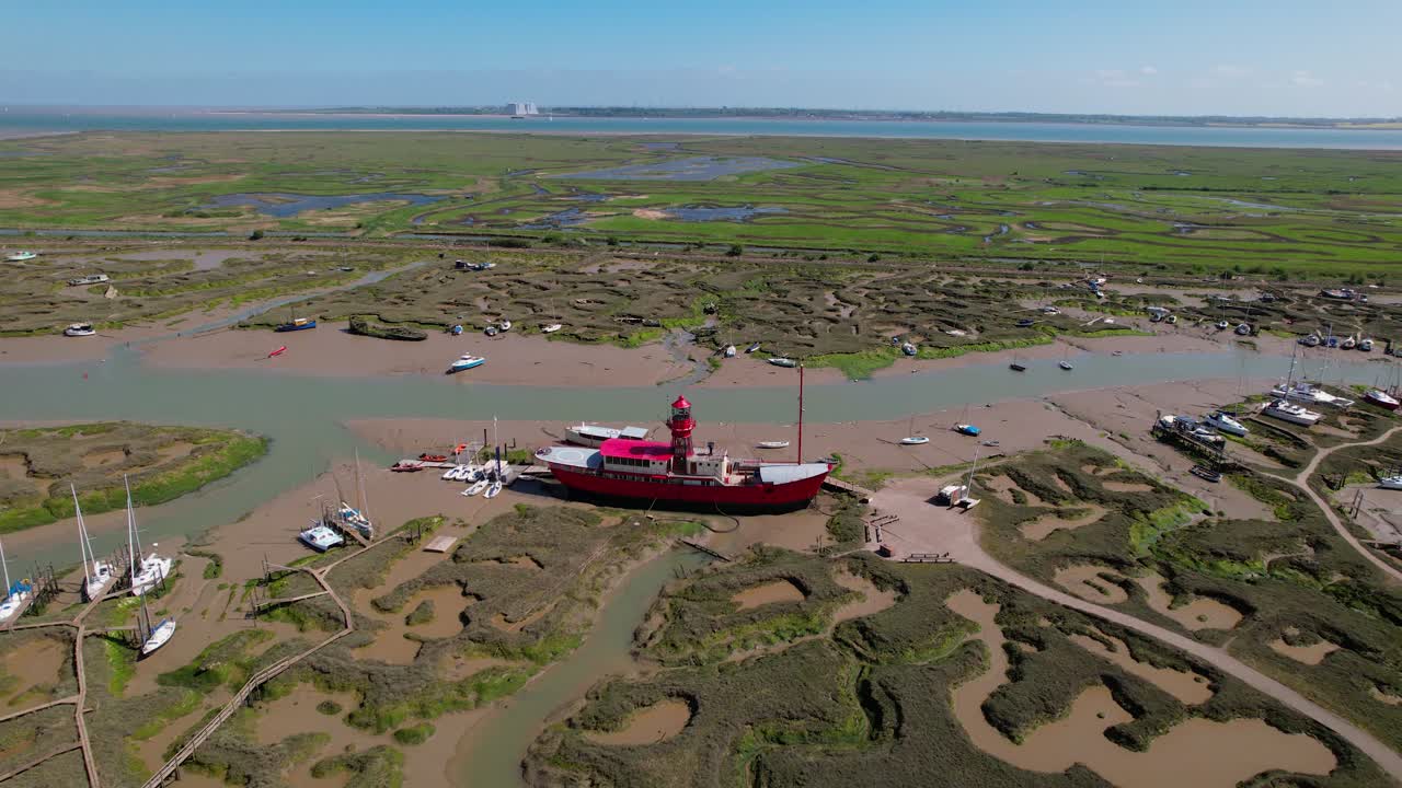 좌초된 lv15 trinity lightvessel, 써니 톨즈베리, 영국 - 접근, 드론 샷을 향한 공중 전망